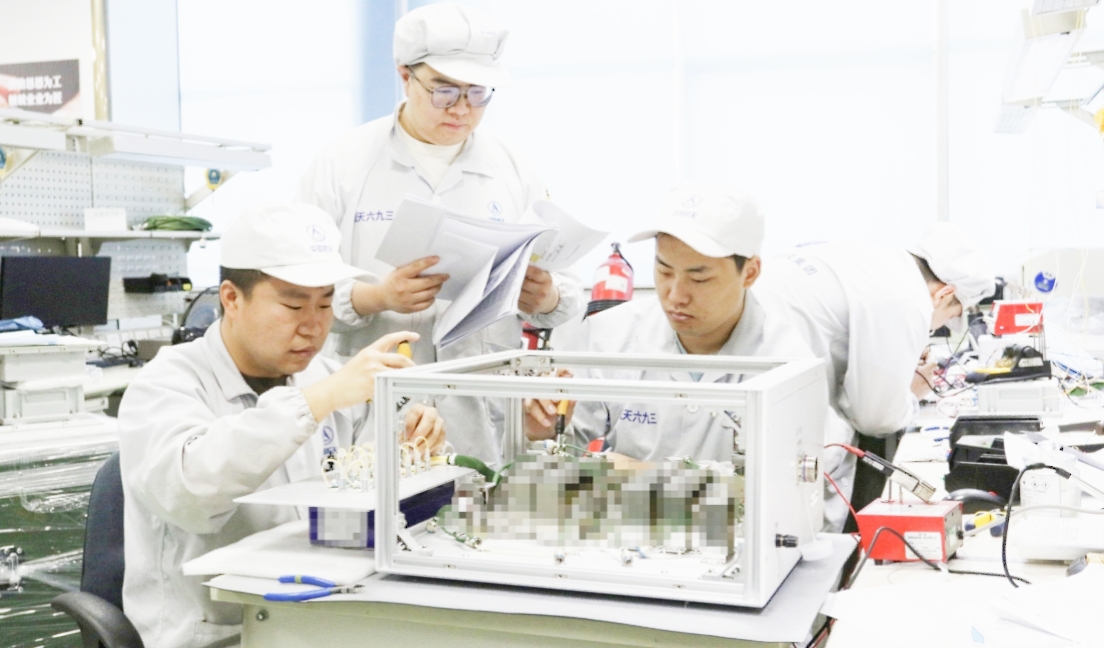 航天科技九院693厂数百余名员工主动放弃休假 团结奋战在科研生产第一线..
