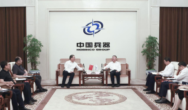 马云双与北京交通大学校长余祖俊会谈