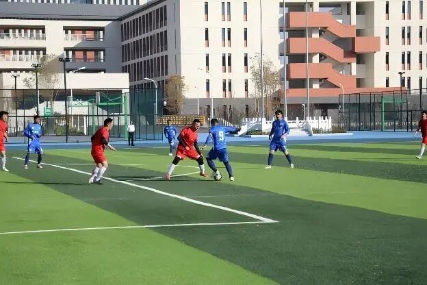 中船球队亮相扬州赛场 以球会友展风采