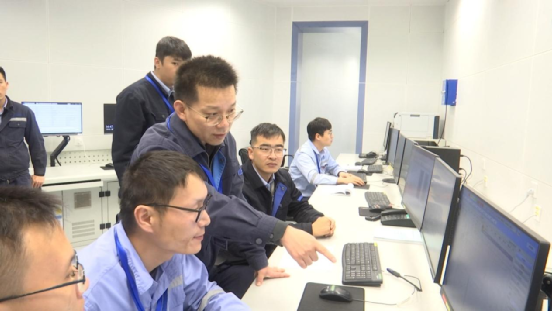 新春走基层(2)|央广中国之声：“玲龙一号”领跑全球小堆赛道 中国核电焕发..