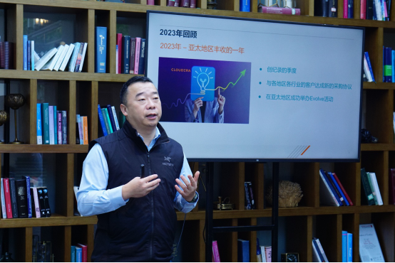 肯睿中国Cloudera大中华区区域副总裁 王刚